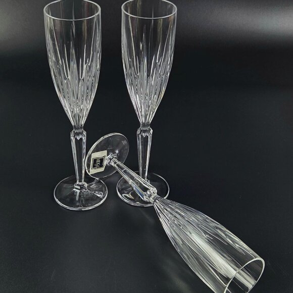 Vintage Fluted Champagne Icicles by Mikasa - Set of 3 - 9 1/8" - Picture 11 of 11